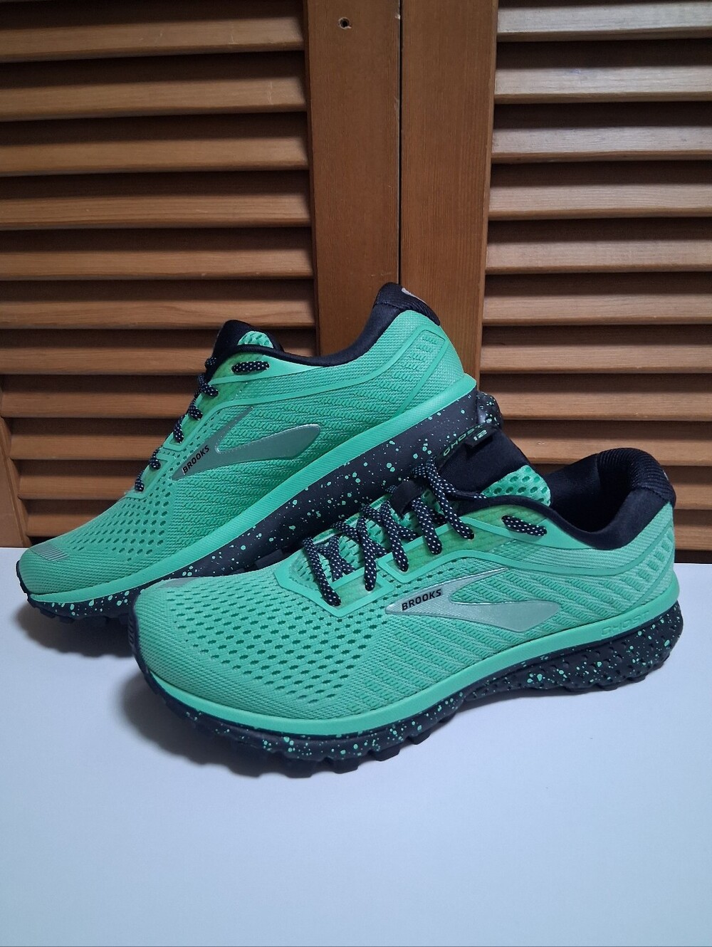 Brooks Ghost 12 Pac-Man Green Black Women's Running Shoe * Size: 8 (Medium) *NEW